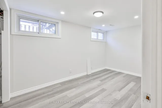 Additional image 14 of 4050 Dunmow Cres