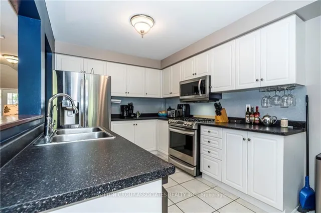 Additional image 14 of 485 Green Rd Unit 51