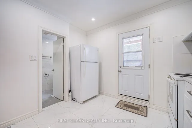 Additional image 19 of 3 Clinton Pl