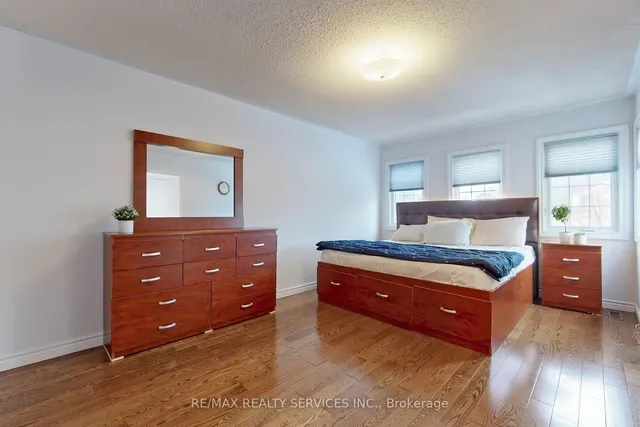 Additional image 9 of 28 Heathcliffe Sq