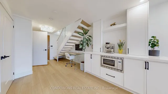 Additional image 5 of 111 St Clair Ave Unit 920