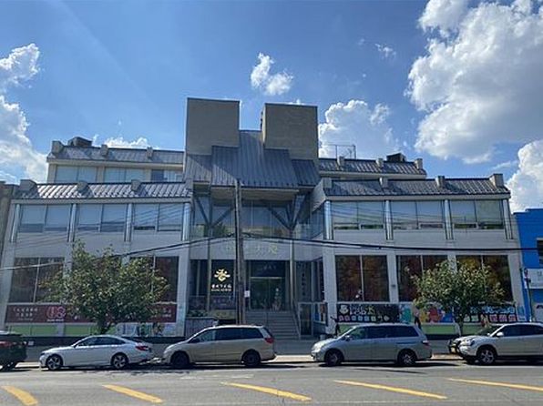 5810 Fort Hamilton Pkwy #2C, Brooklyn, NY 11219