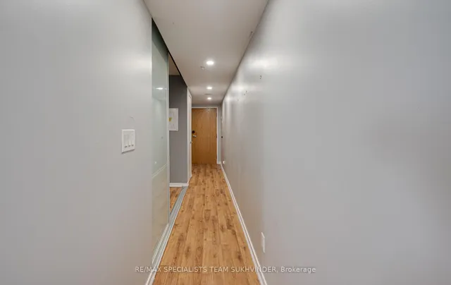 Additional image 17 of 20 Joe Shuster Way Unit 408