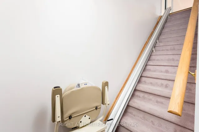 Additional image 17 of 18 Orchard Park Gate