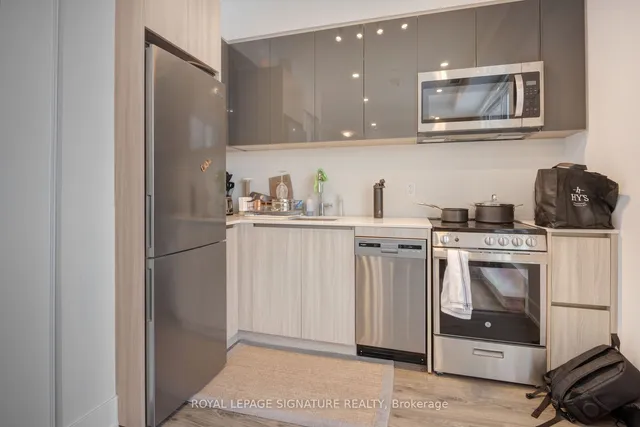 Additional image 5 of 3100 Keele St Unit 1214