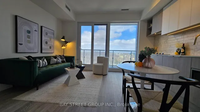 Additional image 4 of 2020 Bathurst St Unit 1909