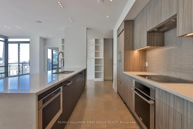 Additional image 9 of 438 King St Unit 2101