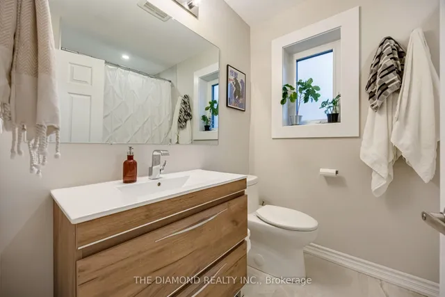 Additional image 23 of 21 Gracefield Ave