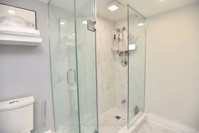 Additional image 30 of 2101 Silwell Crt