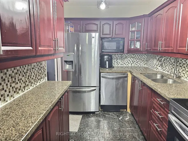 Additional image 29 of 1 Massey Sq Unit 1202