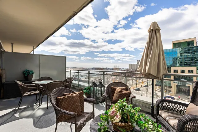 Additional image 24 of 410 Queens Quay Unit 517