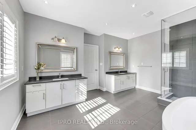 Additional image 33 of 151 Rising Hill Rdge