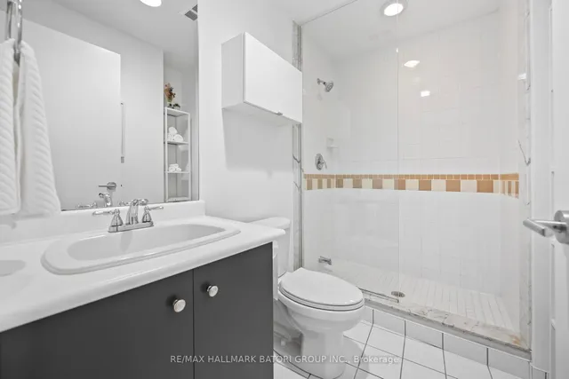 Additional image 9 of 700 King St Unit 514