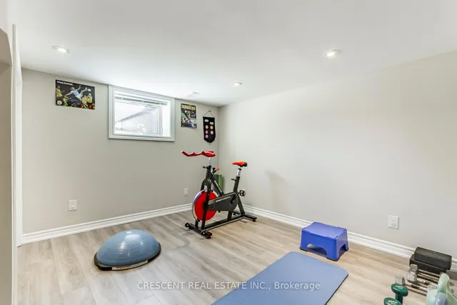 Additional image 31 of 35 Ellins Ave