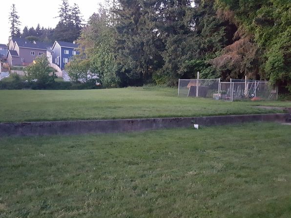 14109 SE Ellis St, Portland, OR 97236