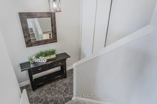 Additional image 7 of 1462 Paddington Crt