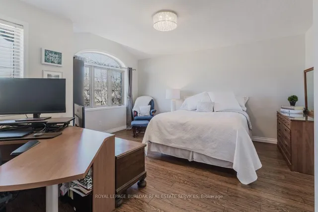 Additional image 17 of 66 Foxborough Dr