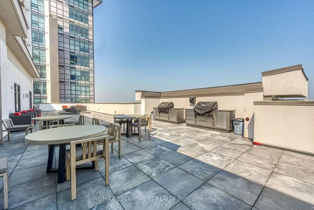 Additional image 38 of 460 Dundas St Unit 122