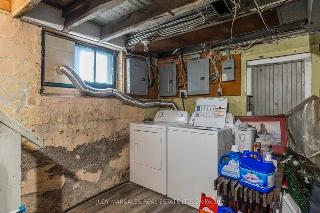 Additional image 30 of 402 Dundurn St