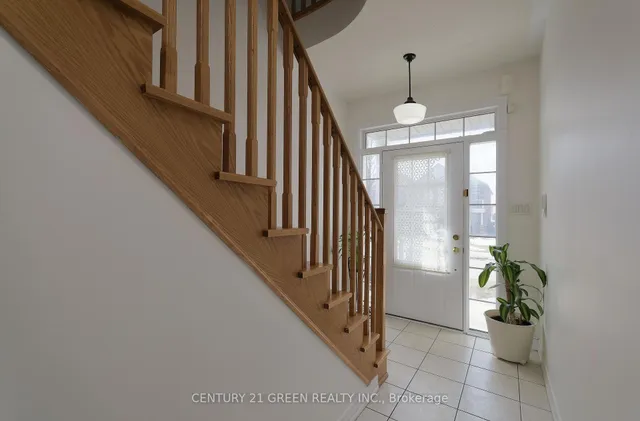 Additional image 4 of 4515 Centretown Way