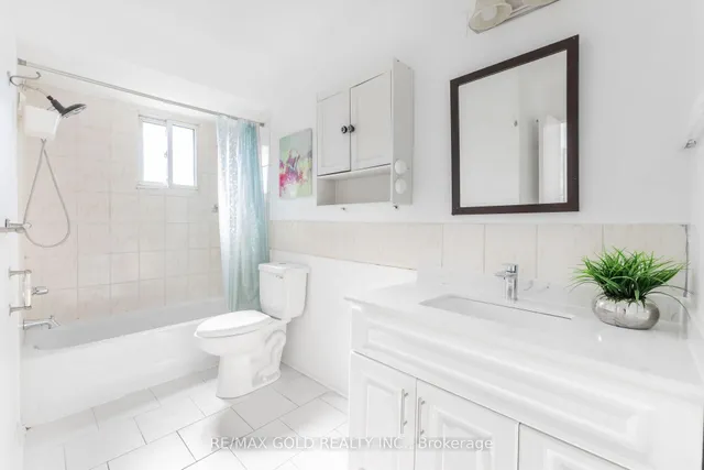 Additional image 27 of 7560 Goreway Dr Unit 18