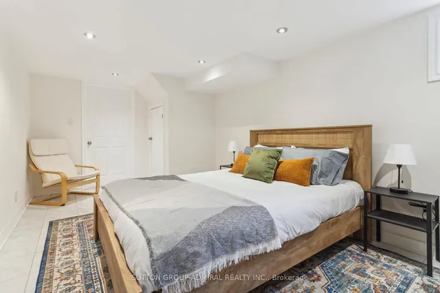 Additional image 36 of 106 Humber Blvd