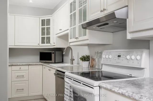 Additional image 10 of 288 Mill Rd Unit E46