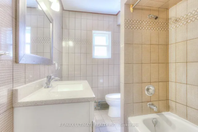 Additional image 16 of 1652 Dufferin St