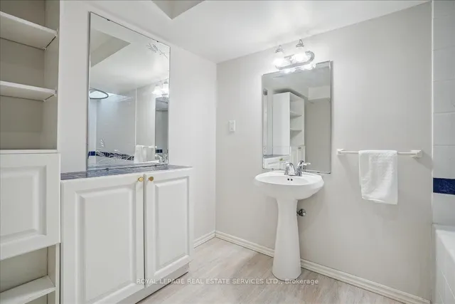 Additional image 42 of 2076 Pelee Blvd