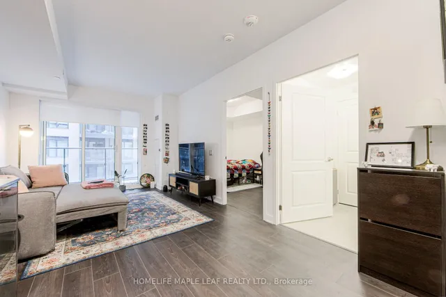 Additional image 9 of 543 Richmond St Unit 728