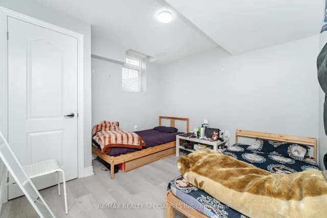 Additional image 41 of 111 Sled Dog Rd