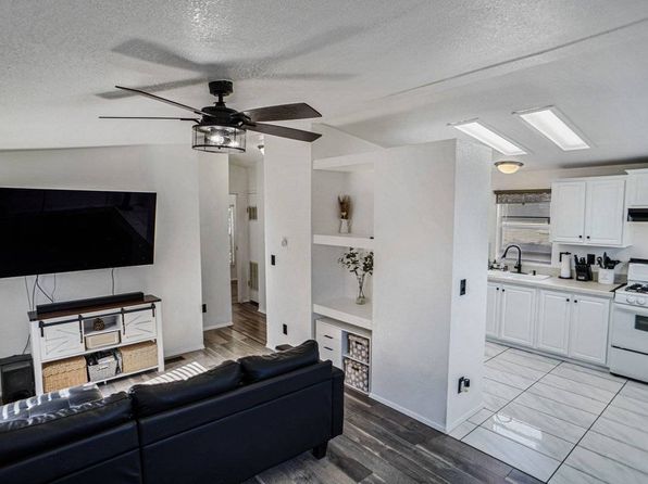 7560 Woodman Pl SPC 58, Van Nuys, CA 91405