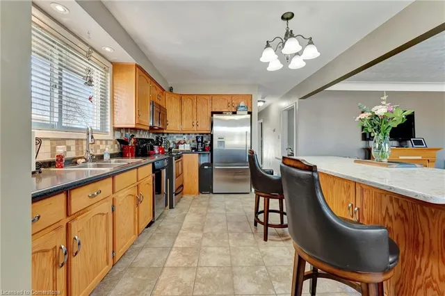 Additional image 9 of 88 Cameo Ave