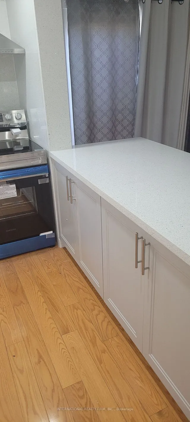 Additional image 6 of 27 Charcoal Dr