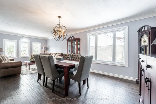 Additional image 8 of 11 Summit Dr