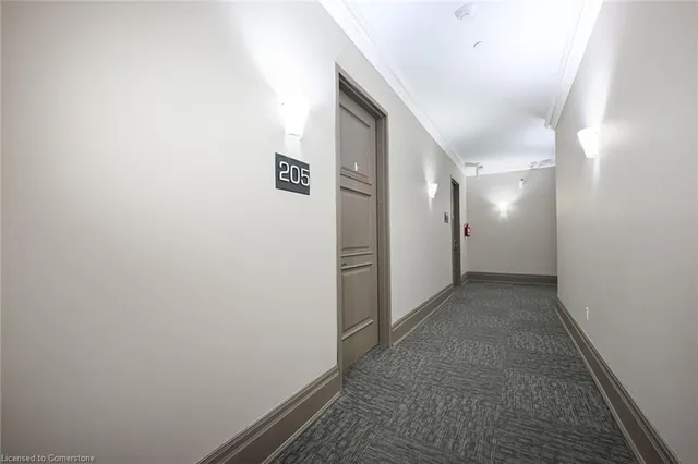 Additional image 6 of 397 King St Unit 205