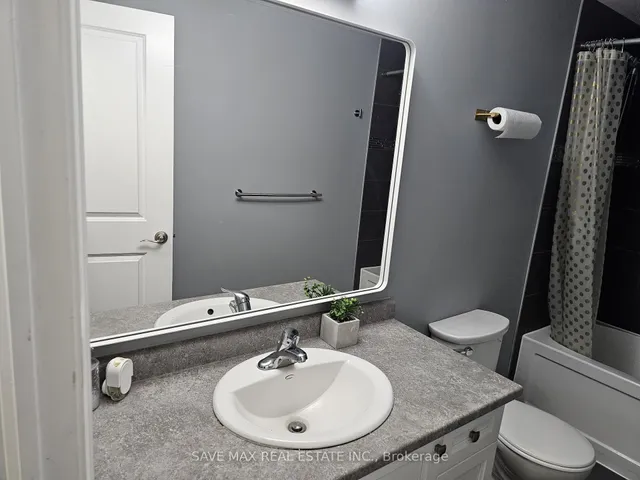 Additional image 12 of 1989 Ottawa St Unit 64H