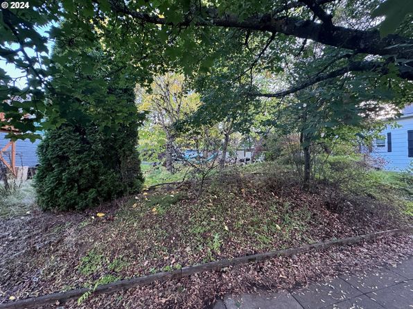 3285 NE Alberta St, Portland, OR 97211