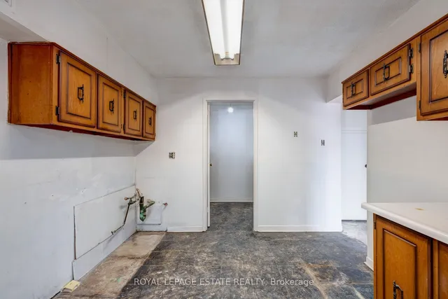 Additional image 9 of 110 Ling Rd Unit #15