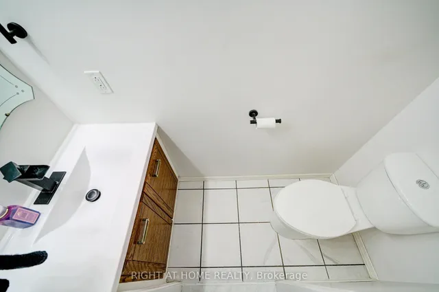 Additional image 7 of 134 Dumfries Ave