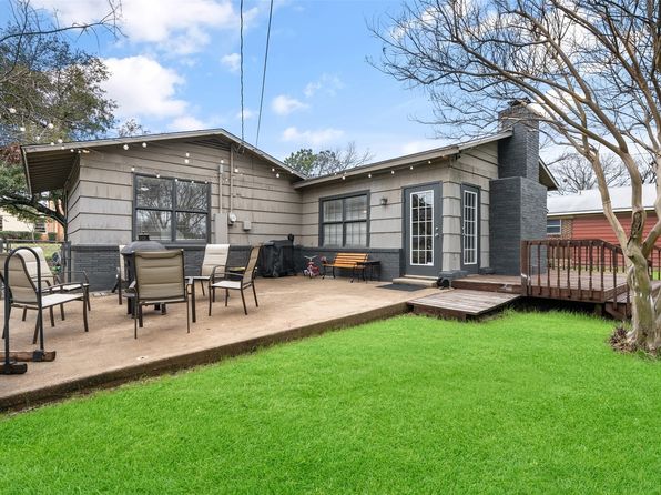 3644 W Seminary Dr, Fort Worth, TX 76109
