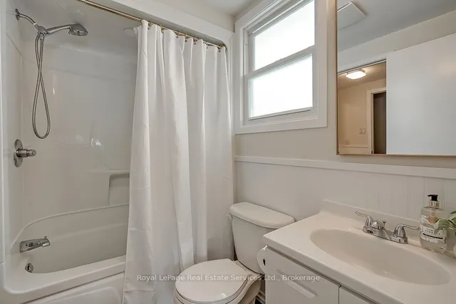 Additional image 25 of 630 Oxford Rd