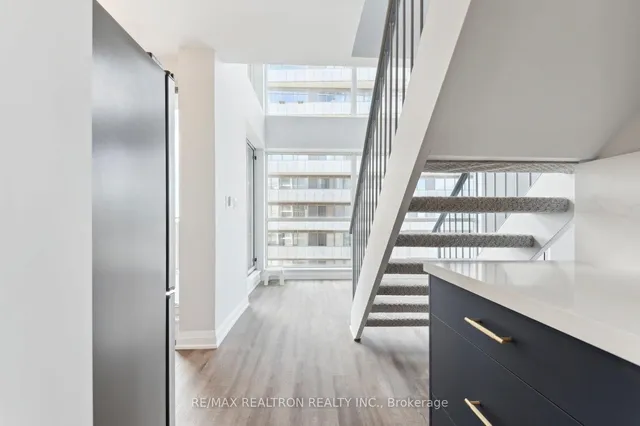 Additional image 7 of 18 Merton St Unit 906