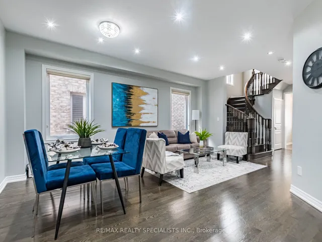 Additional image 6 of 26 Lloyd Cres