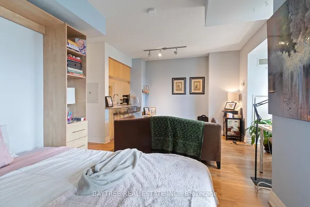 Additional image 19 of 8 Scollard St Unit 1408