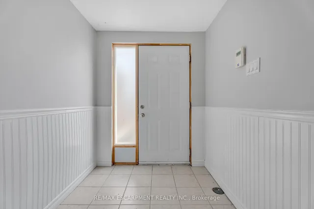 Additional image 3 of 1025 Upper Gage Ave Unit 3