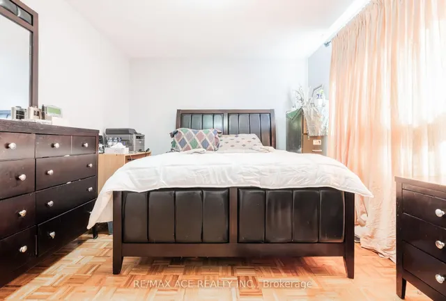 Additional image 20 of 50 Parsell Sq