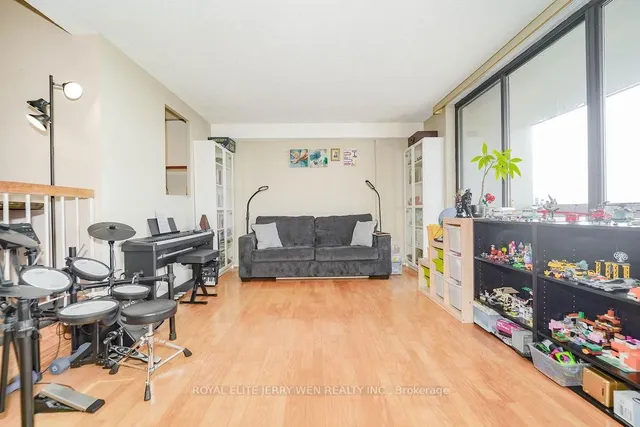 Additional image 5 of 177 Linus Rd Unit 1708