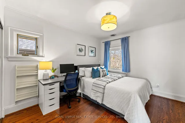 Additional image 21 of 210 Glengrove Ave