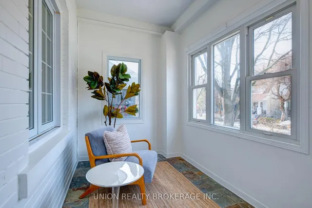 Additional image 2 of 49 Bastedo Ave